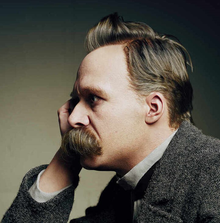 NIETZSCHE, por Hadi Karimi